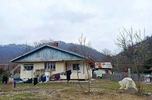 فروش خانه ویلایی ۱۰۰ متری ۲ خوابه قلعه رودخان