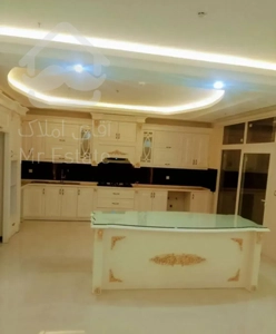 175متر/شاهکار کلاسیک سروش/عمارتی شاه نشین