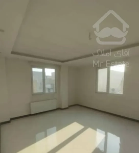 ۶۰ متر/باامکانات/کلید نخورده/ سازنده بنام منطقه