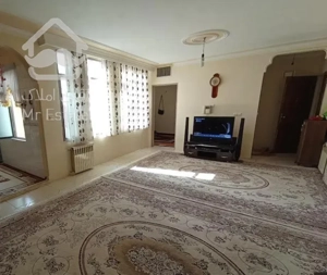 66متر/سالن مربع/نورمستقیم جنوب/کن