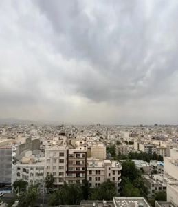 نیاوران ۵۰۰ متر ۳ خواب مستر ۵۰ متر تراس تک واحدی