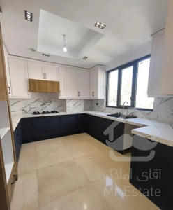 سهروردی شمالی/تک واحدی/کلید نخورده/۱۸۵متر۲پارکینگ