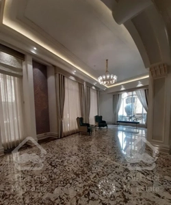 نیاوران ۳۷۰ متر یاسر برج باغ