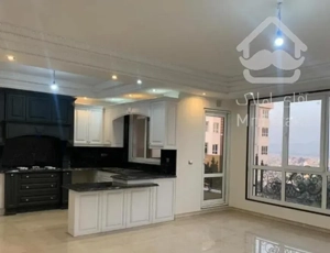 فروش۱۳۵متر تکواحدی* کلیدنخورده*با ۲پارکینگ