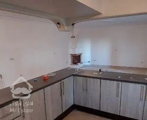 آپارتمان /۱۲۲ متری/ دو خواب/ دریاچه چیتگر /