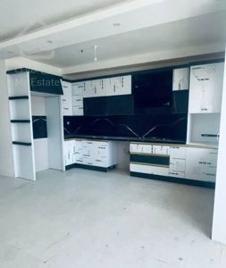 ۱۲۰متر کلیدنخورده حاشیه ۴۲متری فول امکانات