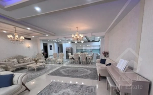 آراسته/ 165متر/ 3 خواب/خوش ساخت