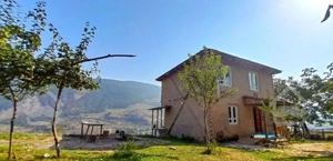 اجاره  ویلا چوبی باغی دربست