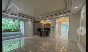 قیطریه ۱۵۰متر+۶۰ متر سوئیت/۲پارکینگ سندی