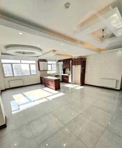 ۹۷متر ۲خواب فول امکانات نوساز سالن‌ پرده‌ خور