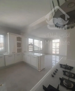 ایوانک ، آپارتمان ، مستر ، ۲ پارکینگ