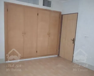 آپارتمان ۸۵ متری 1خوابه تمیز