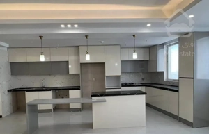 ۱۲۷متر دوخوابه مستر / کوهک / نوساز و کلیدنخورده