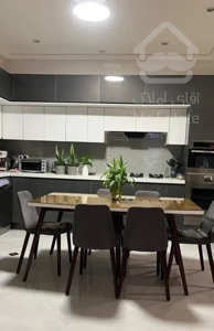 فروش آپارتمان ۲۱۰ متری ۳ خوابه در نیاوران