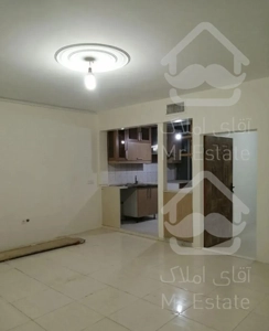 آپارتمان خوش نقشه / تمیز /بازسازی شده