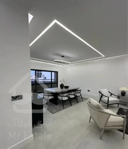 ۱۴۰متر/ ونک ( ۲ پارکینگ سندی ) دو خواب