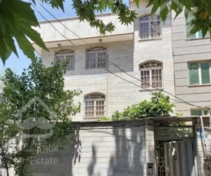 فروش ویلایی ۳۴۰ متری در احمد آباد