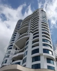 زاگرس (ابنیه‌همت) دریاچه