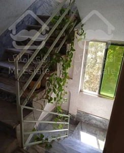 آپارتمان بین فلکه دوم و سوم خیابان حق گویان