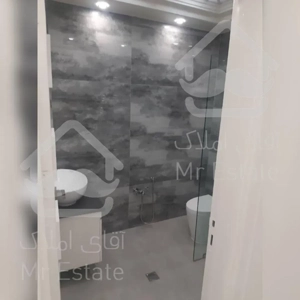 شمال کاخ نیاوران زینعلی ۲۰۰ متر اکازیون