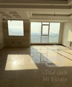 واحد ۱۳۷ متری سه خوابه کلید نخورده فول