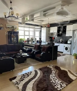 اجاره واحد ۱۳۰ متری ۲۲بهمن