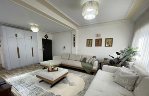 فروش آپارتمان ۹۰ متری / فول بازسازی / طبری