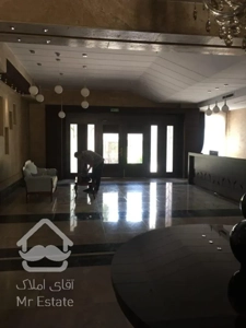 اجاره و رهن آپارتمان زعفرانیه 450  متر لوکس