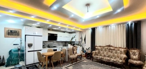 * املاک سناتـور * فروش آپارتمان 94متری طبقه اول