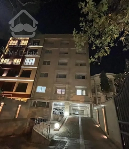 اپارتمان پاسداران ۱۰۵متر روبه افتاب