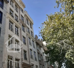 آپارتمان ۸۳ متری قنات کوثر