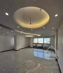 واحد ۱۴۰ متری نوساز  ۳ خواب ، خوش نقشه و نورگیر