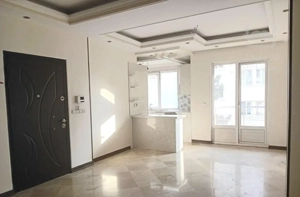 ۶۵ متر /   فول امکانات   / نما تراورتن / سند شخصی