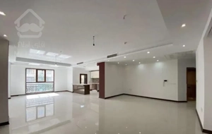 آپارتمان ۱۴۵ متری/ سه‌خواب/ بدون مشرف و دلباز