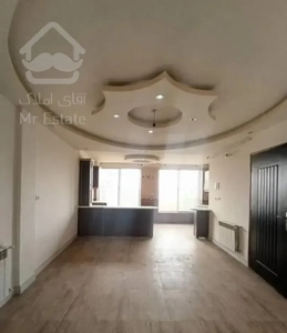 (فروش ۸۰ متری)طبقه اول راه جدا/ با پارکینگ اختصاصی