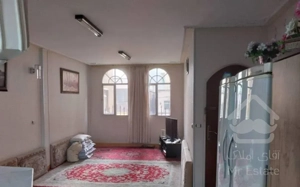 ۵۲ متر یک خواب ابتدایی خیابان ثارالله شرقی