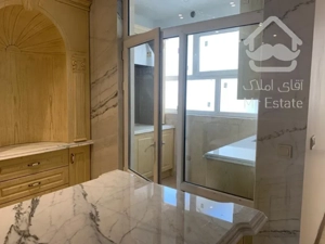 اجاره و رهن آپارتمان ولنجک 250  متر شیک