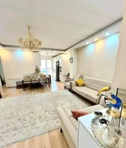 ۷۰متر ۲خواب/ فول دیزاین/ نما تراورتن