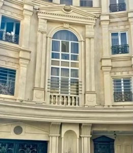 191 متر آپارتمان تکواحدی/۳ خواب با ۲پارکینگ سندی