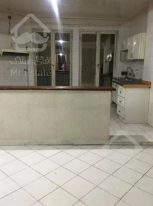 آپارتمان ۹۲ متری دو خواب امکانات عالی سال ساخت ۱۳۸۰