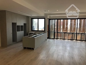 زعفرانیه پنت هاوس ۵۵۰ متر+۵خوابه+۴پارکینگ+۷۰ متر تراس