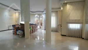 اجاره 250 متری اختیاریه