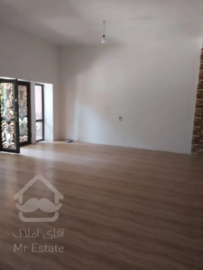 دیوار به دیوار کاخ نیاوران ، اعیان نشین