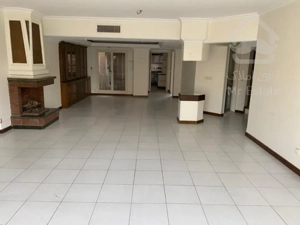 اجاره 200 متری اختیاریه