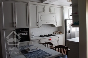 فروش 90 متری پاسداران