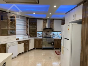 فروش 190 متری پاسداران