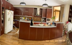 اجاره 184 متری اختیاریه