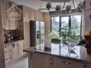 فروش 255 متری در نیاوران