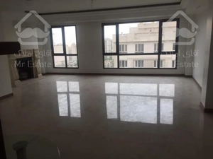 190 متر تاپ لوکیشن پاسداران