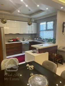 فروش 90 متری دولت